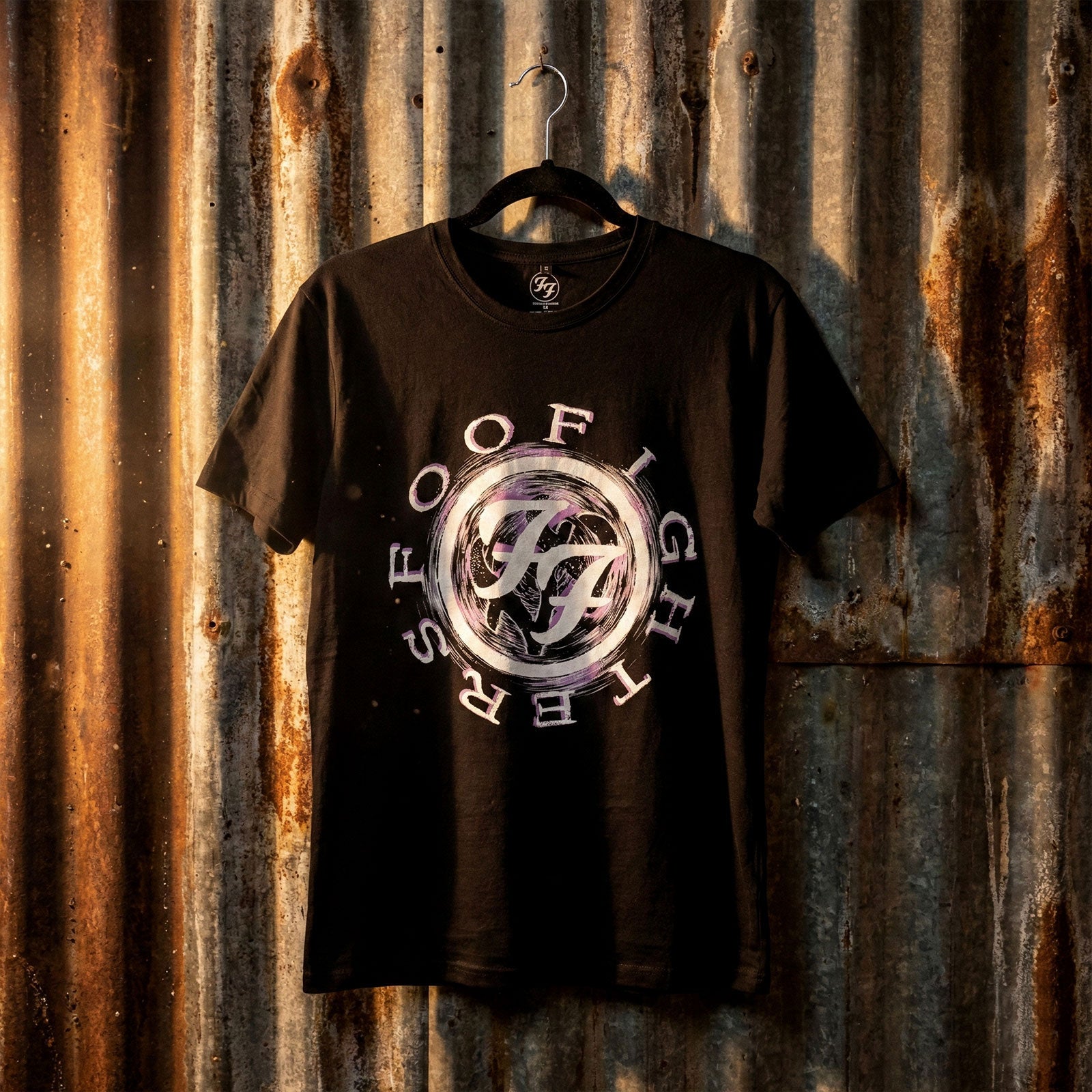 Een foto van een Foo Fighters T-Shirt