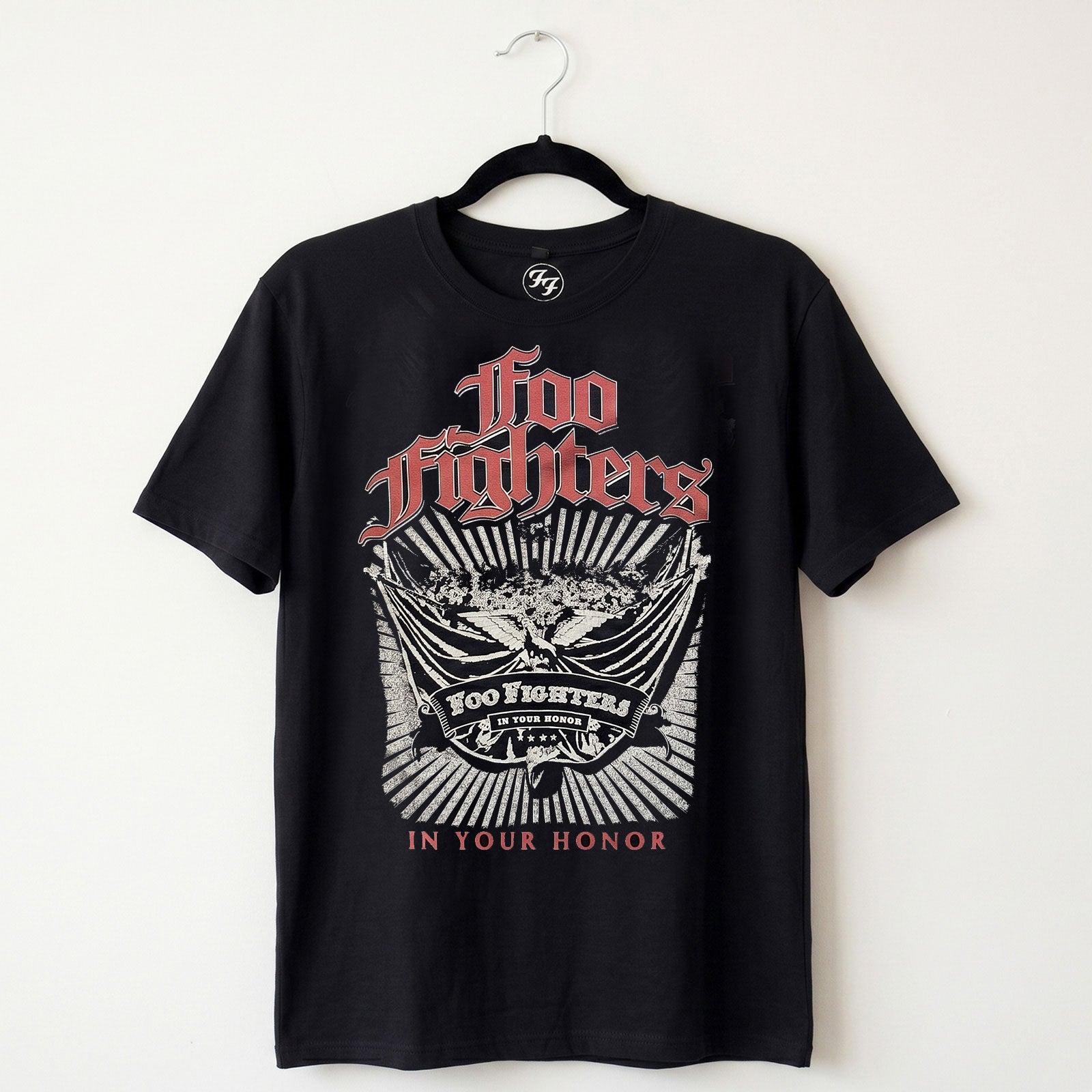 Een foto van een Foo Fighters T-Shirt