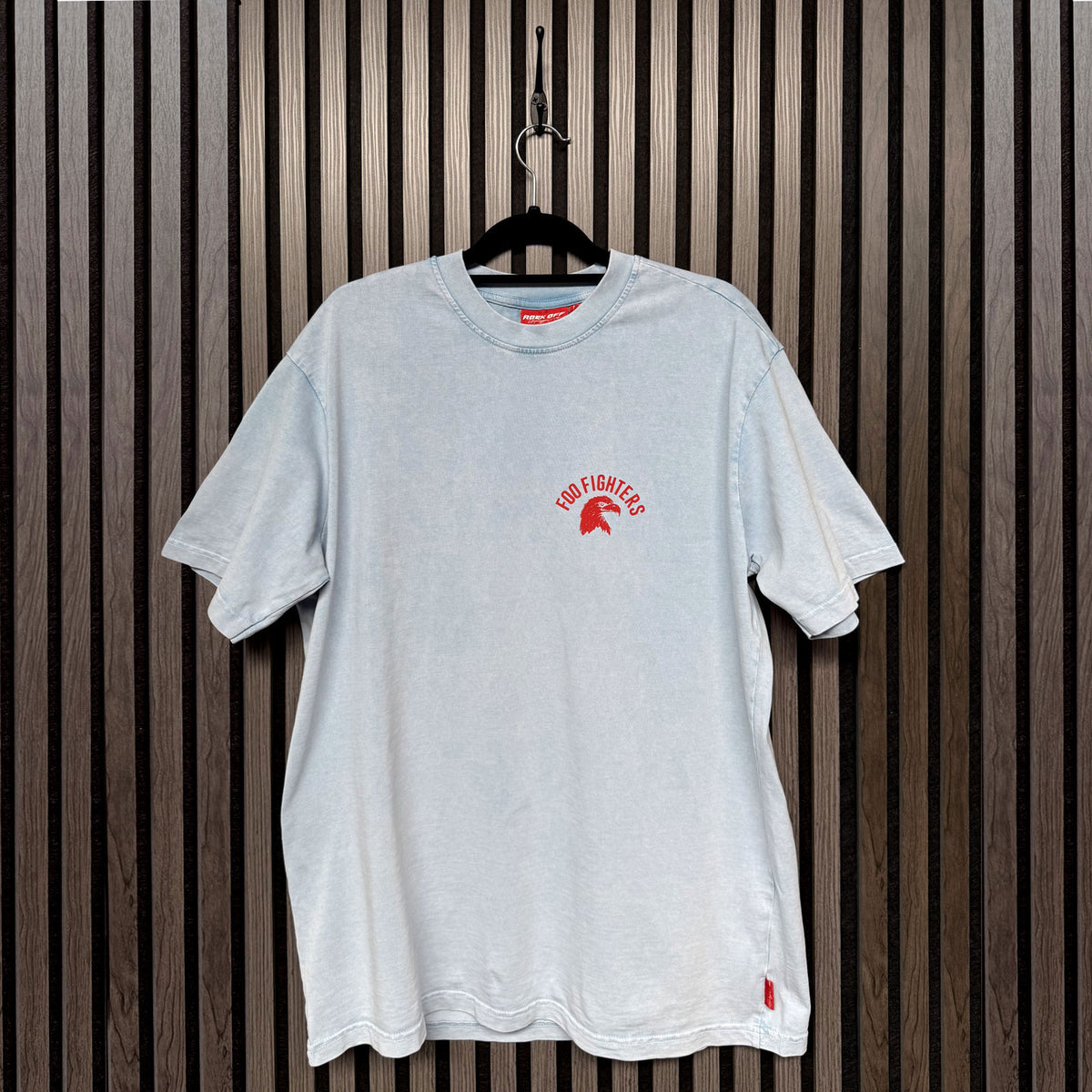 Een foto van een Foo Fighters T-Shirt