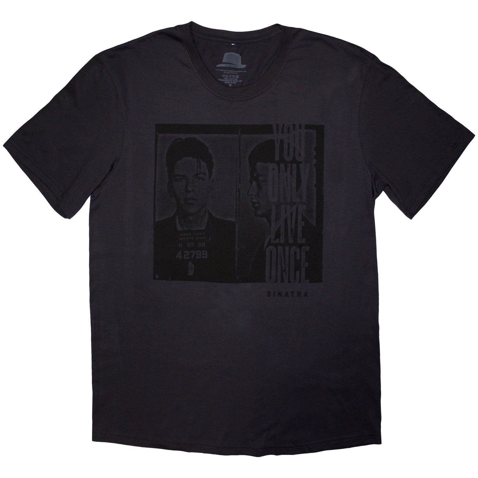 Een foto van een Frank Sinatra T-Shirt