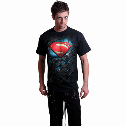 Een foto van een DC Comics T-Shirt
