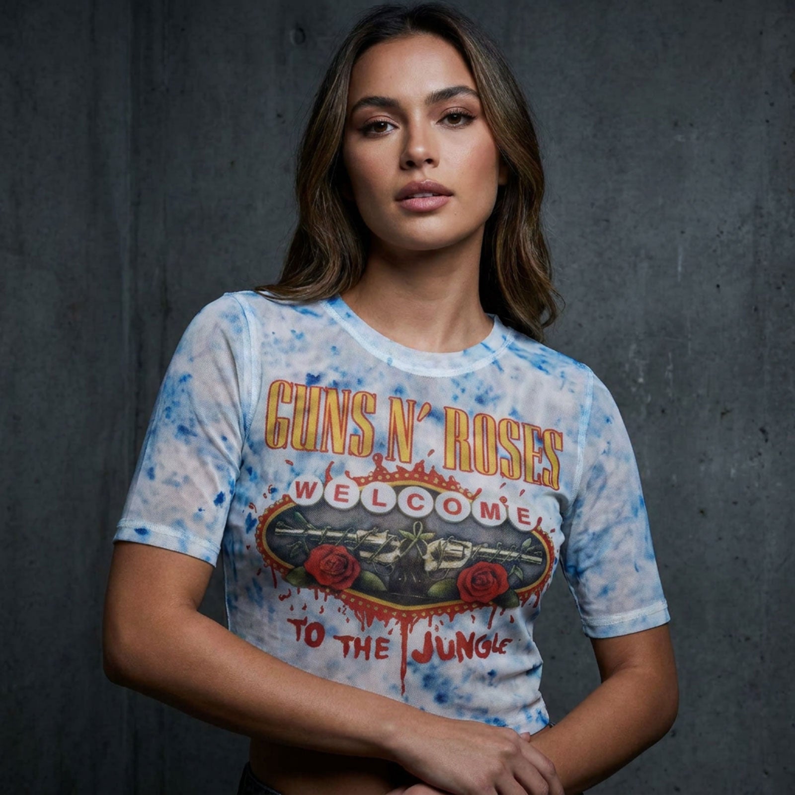 Een foto van een Guns N' Roses Crop Top