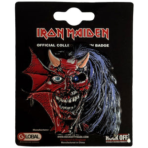 Een foto van een Iron Maiden Speld Badge