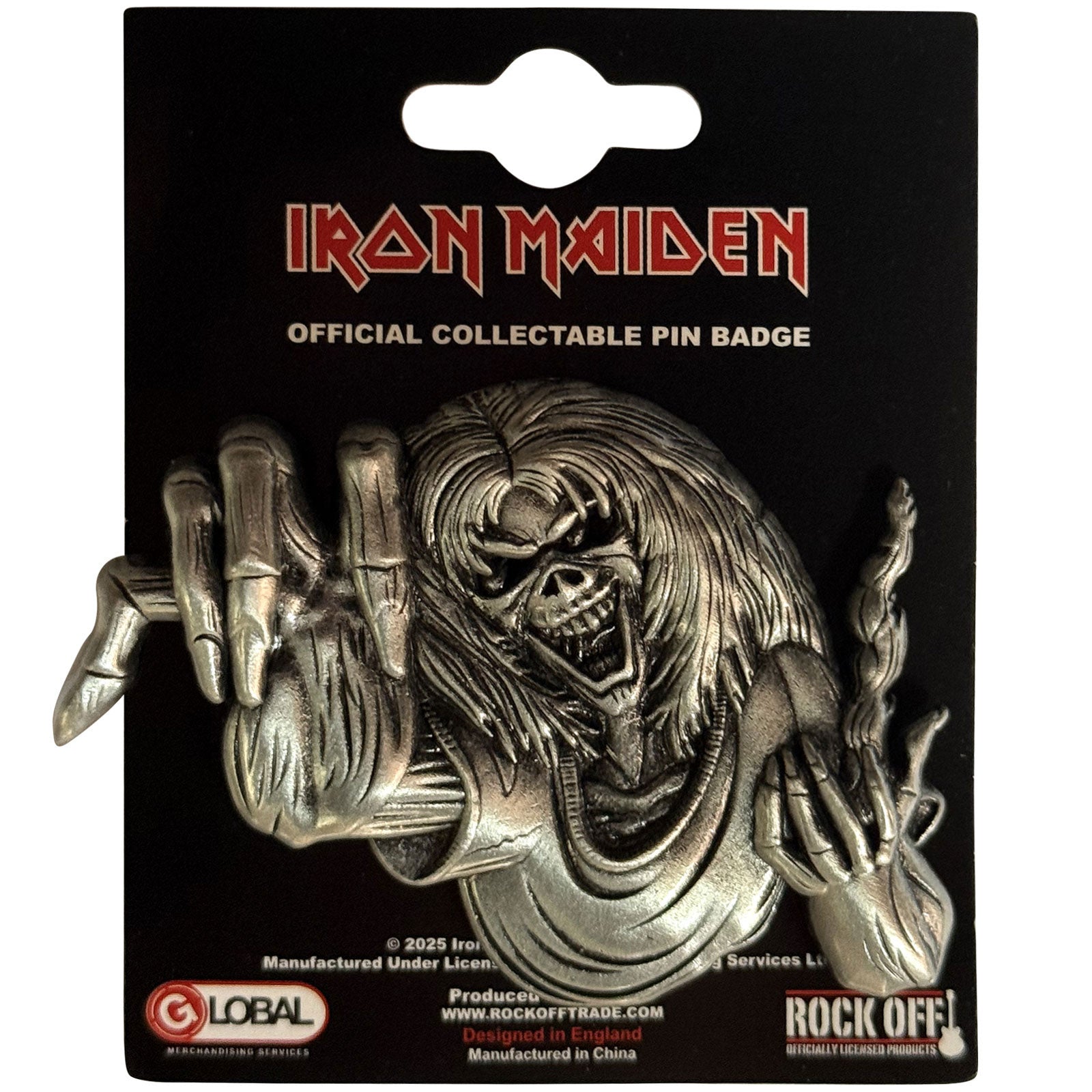 Een foto van een Iron Maiden Speld Badge