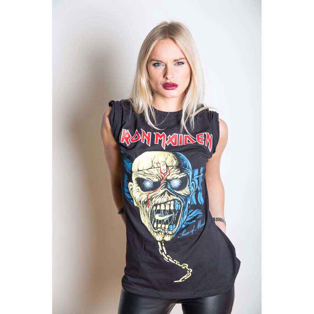 Een foto van een Iron Maiden T-Shirt