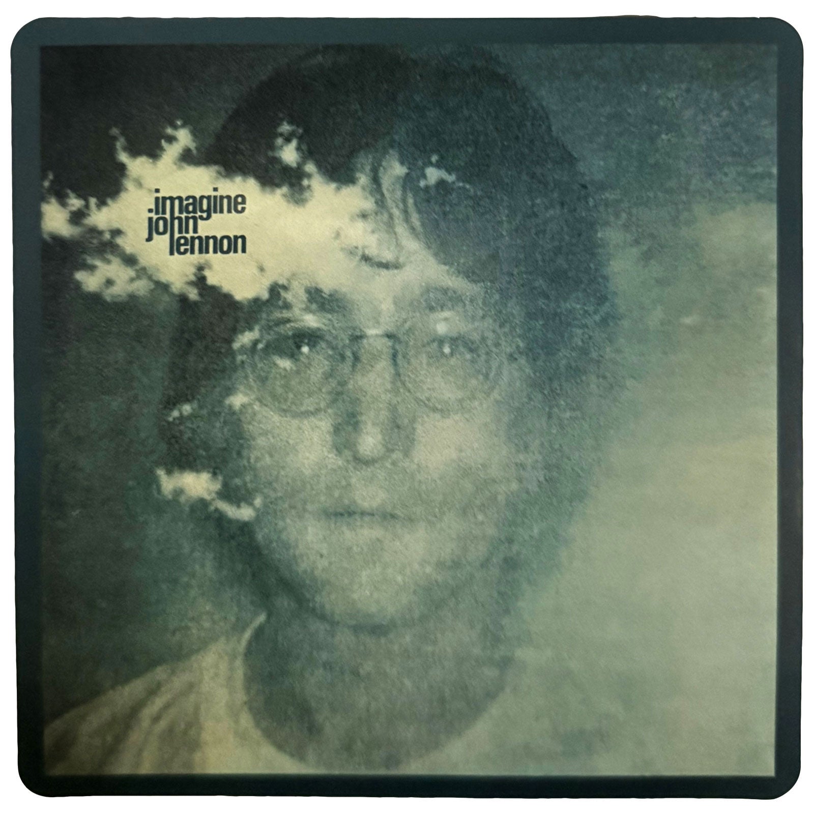 Een foto van een John Lennon Schrijfwaren