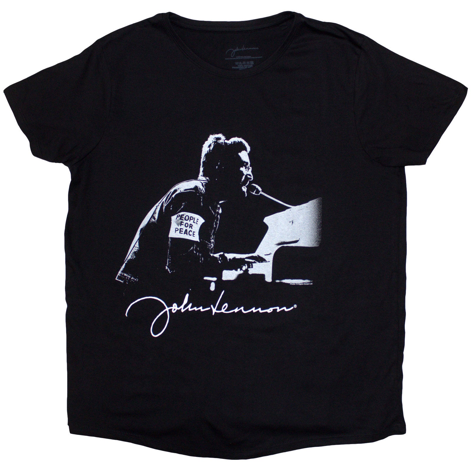 Een foto van een John Lennon T-Shirt