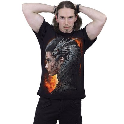 Een foto van een Spiral T-Shirt