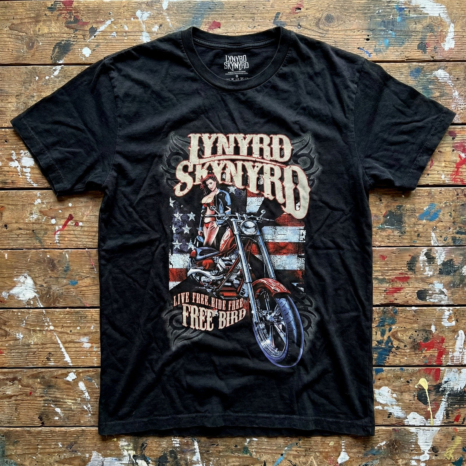 Een foto van een Lynyrd Skynyrd T-Shirt