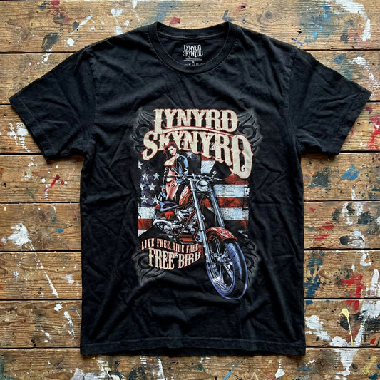 Een foto van een Lynyrd Skynyrd T-Shirt