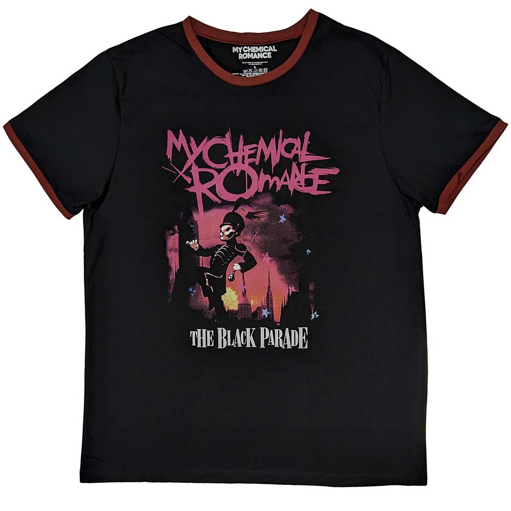 Een foto van een My Chemical Romance Ringer T-Shirt
