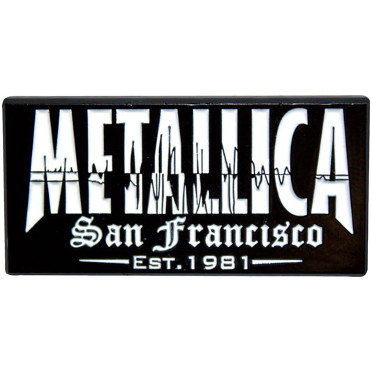 Een foto van een Metallica Speld Badge