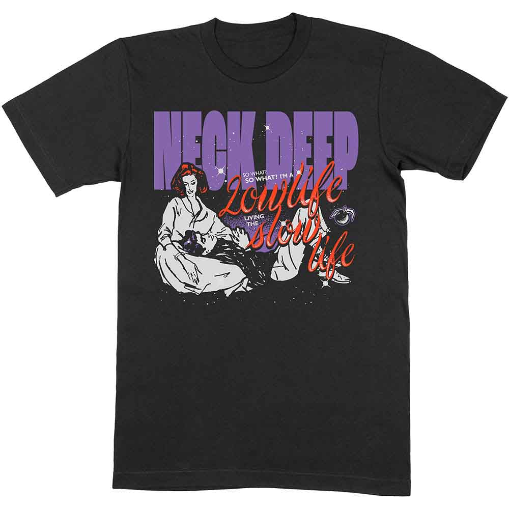 Een foto van een Neck Deep T-Shirt