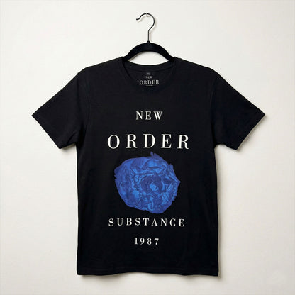 Een foto van een New Order T-Shirt