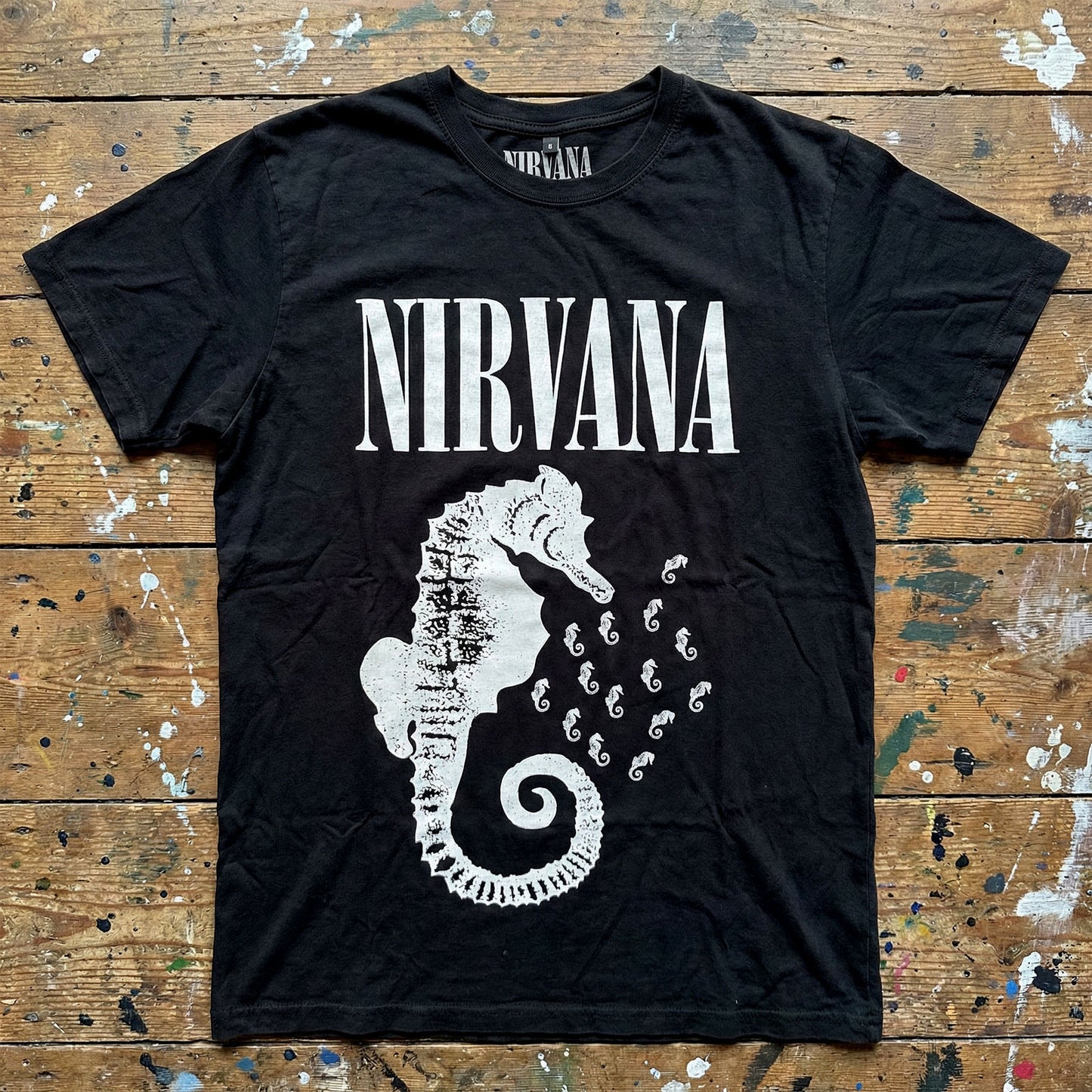 Een foto van een Nirvana T-Shirt