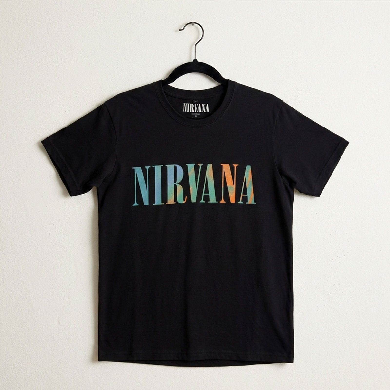 Een foto van een Nirvana T-Shirt