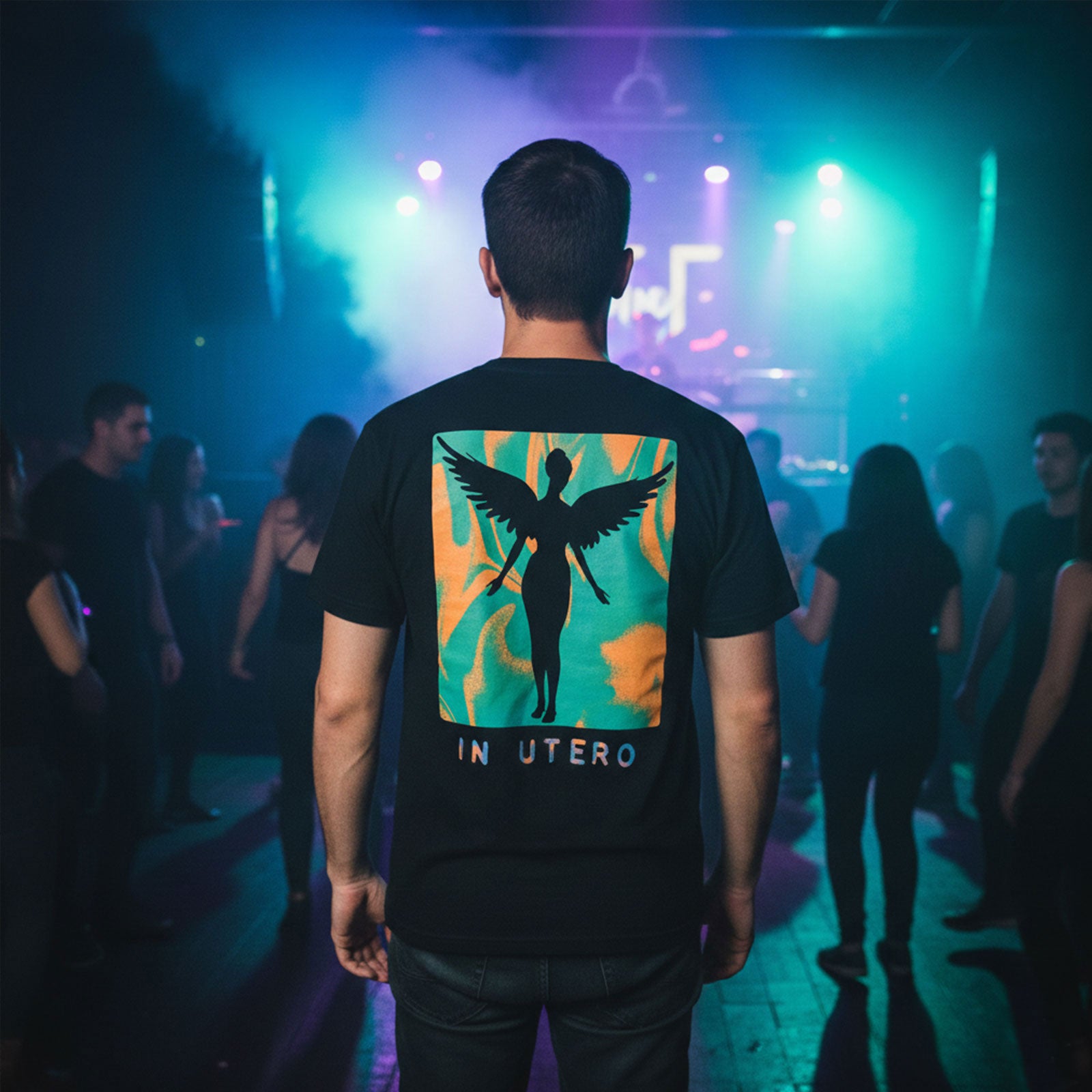 Een foto van een Nirvana T-Shirt