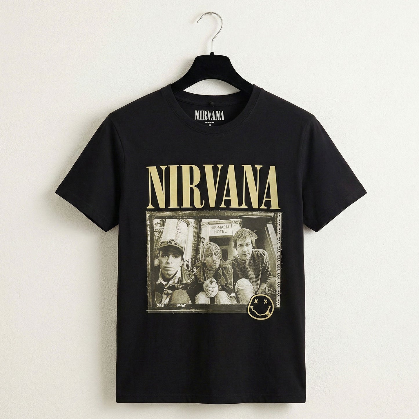 Een foto van een Nirvana T-Shirt