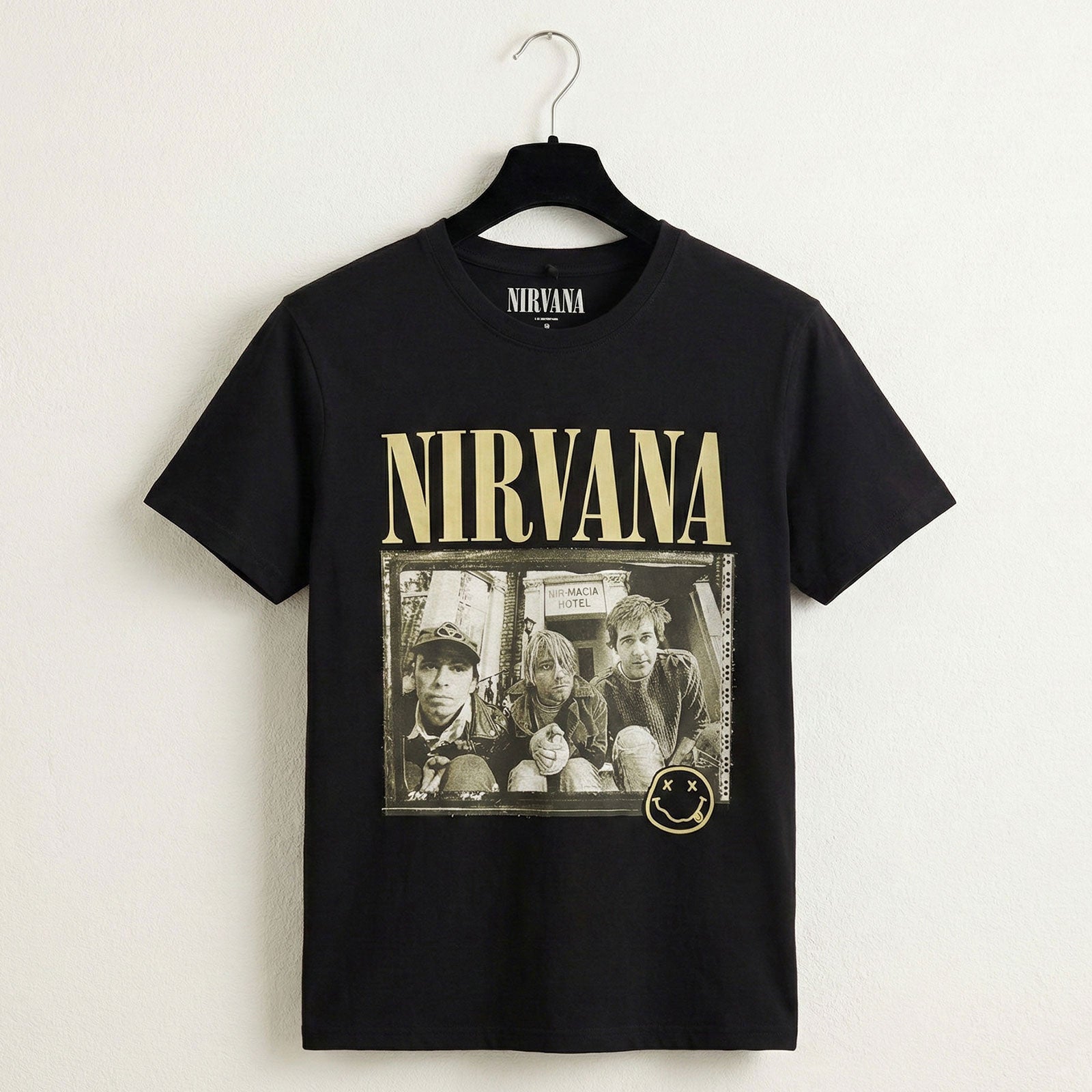 Een foto van een Nirvana T-Shirt