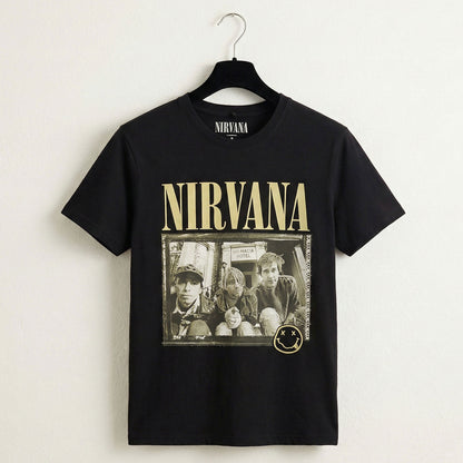 Een foto van een Nirvana T-Shirt