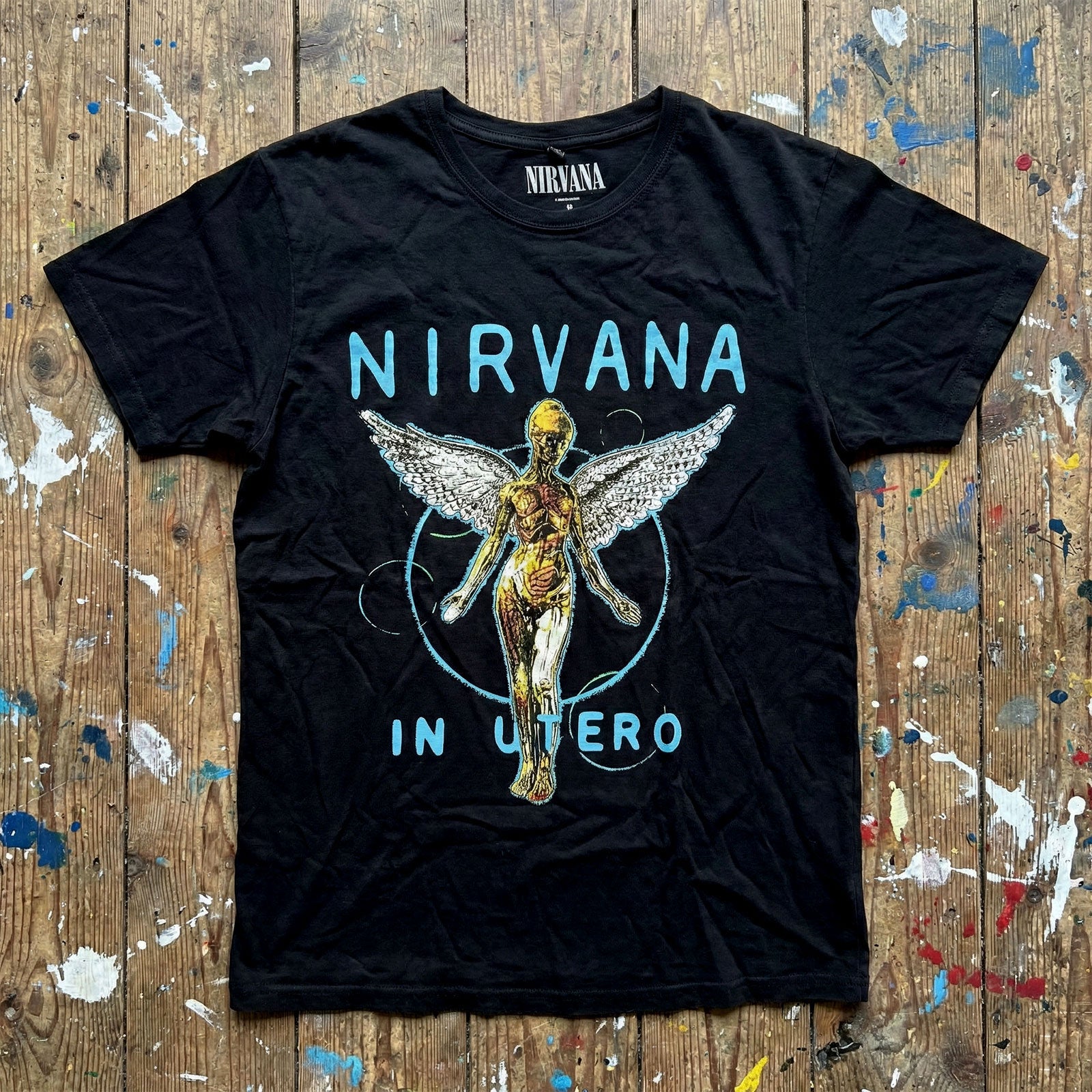 Een foto van een Nirvana T-Shirt