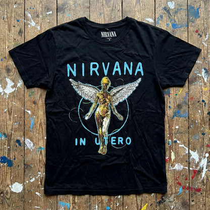 Een foto van een Nirvana T-Shirt