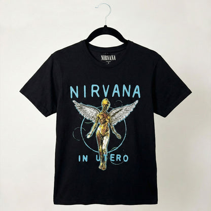 Een foto van een Nirvana T-Shirt