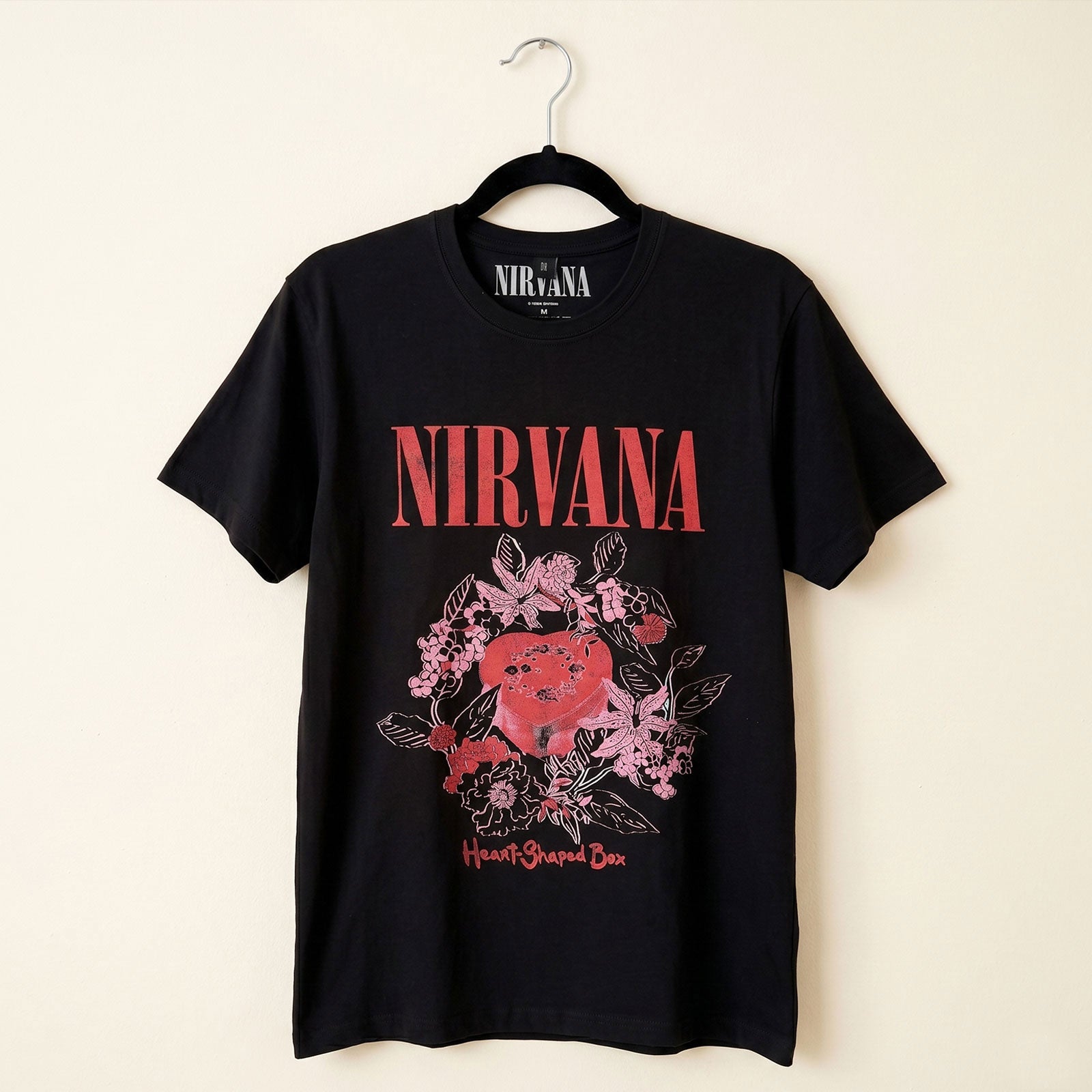 Een foto van een Nirvana T-Shirt