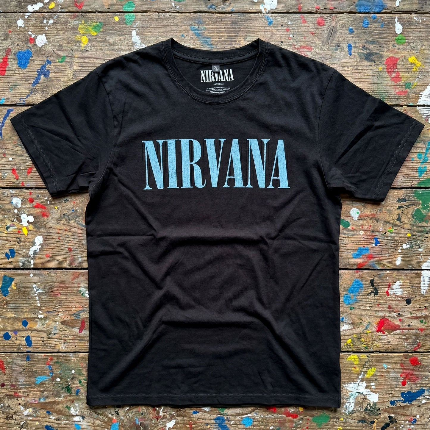 Een foto van een Nirvana T-Shirt