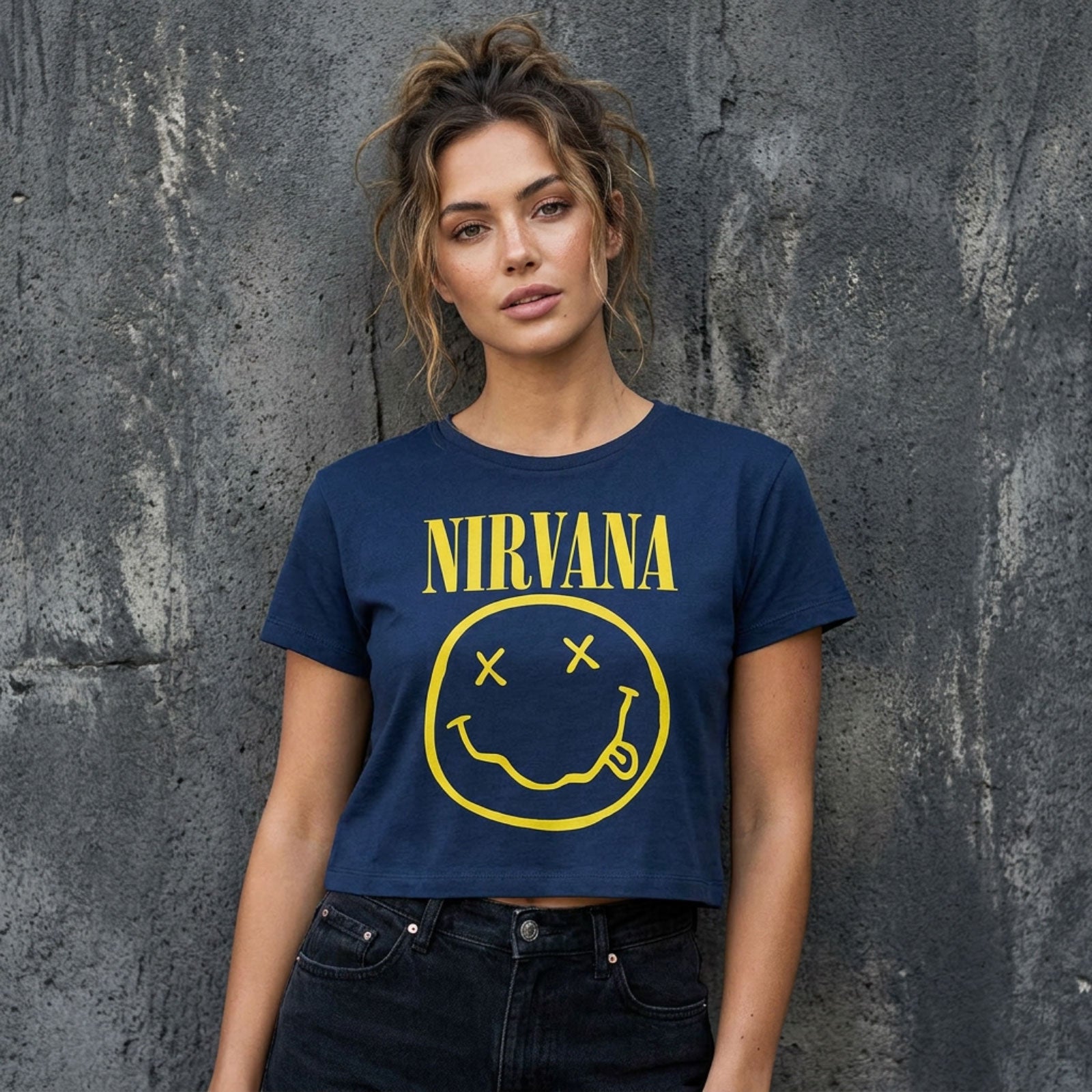 Een foto van een Nirvana Crop Top