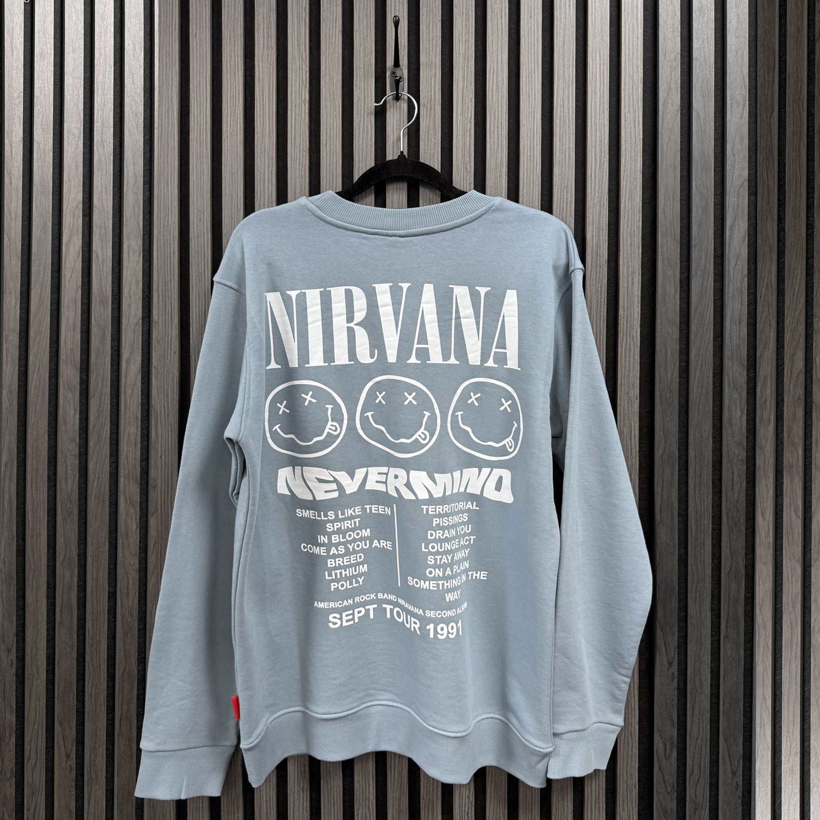 Een foto van een Nirvana Sweatshirt