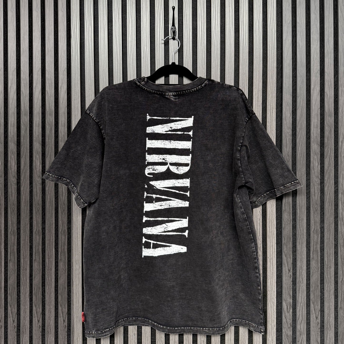 Een foto van een Nirvana T-Shirt