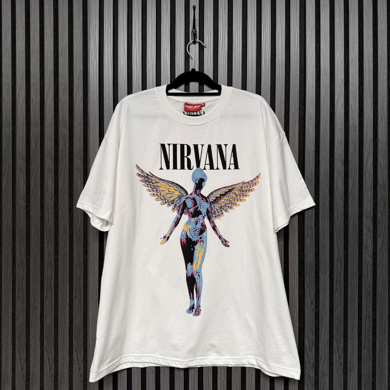 Een foto van een Nirvana T-Shirt