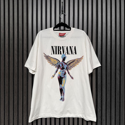 Een foto van een Nirvana T-Shirt