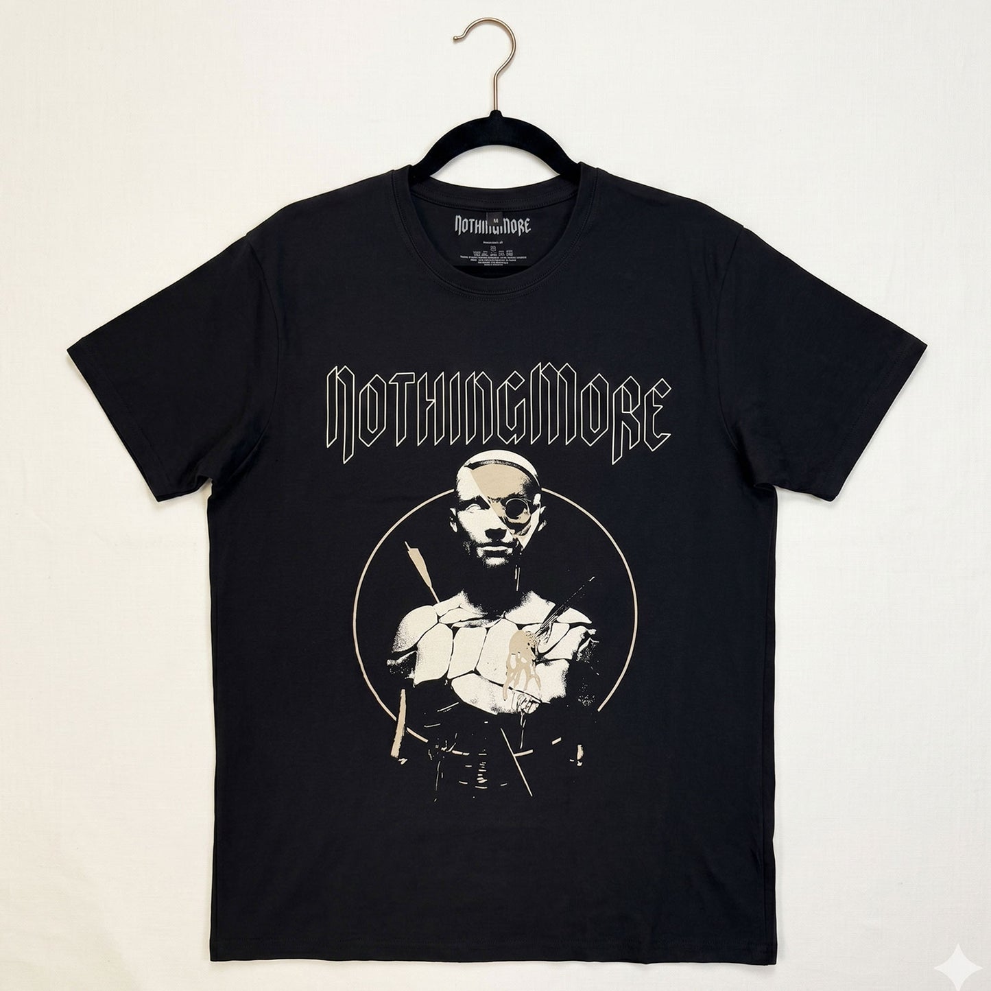 Een foto van een Nothing More T-Shirt