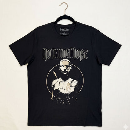 Een foto van een Nothing More T-Shirt