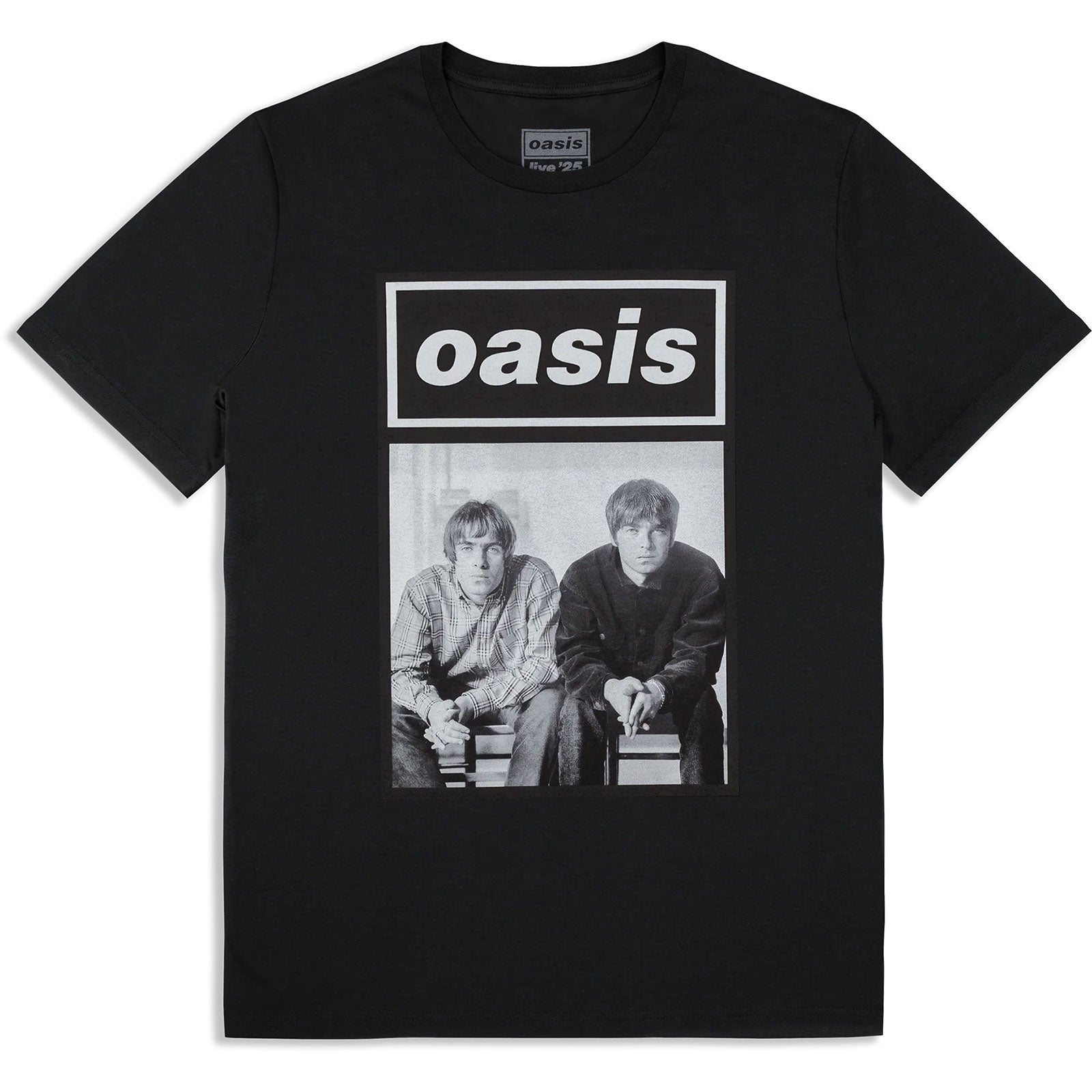 Een foto van een Oasis T-Shirt