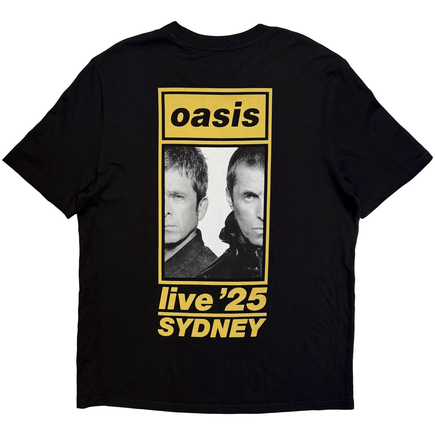 Een foto van een Oasis T-Shirt