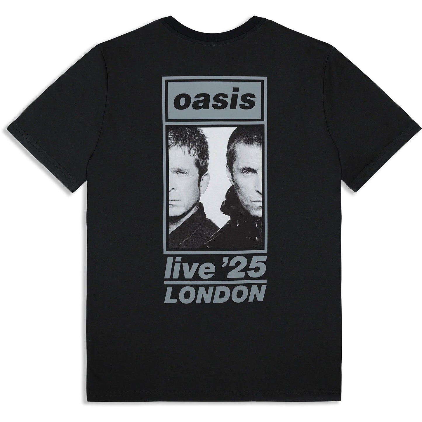 Een foto van een Oasis T-Shirt
