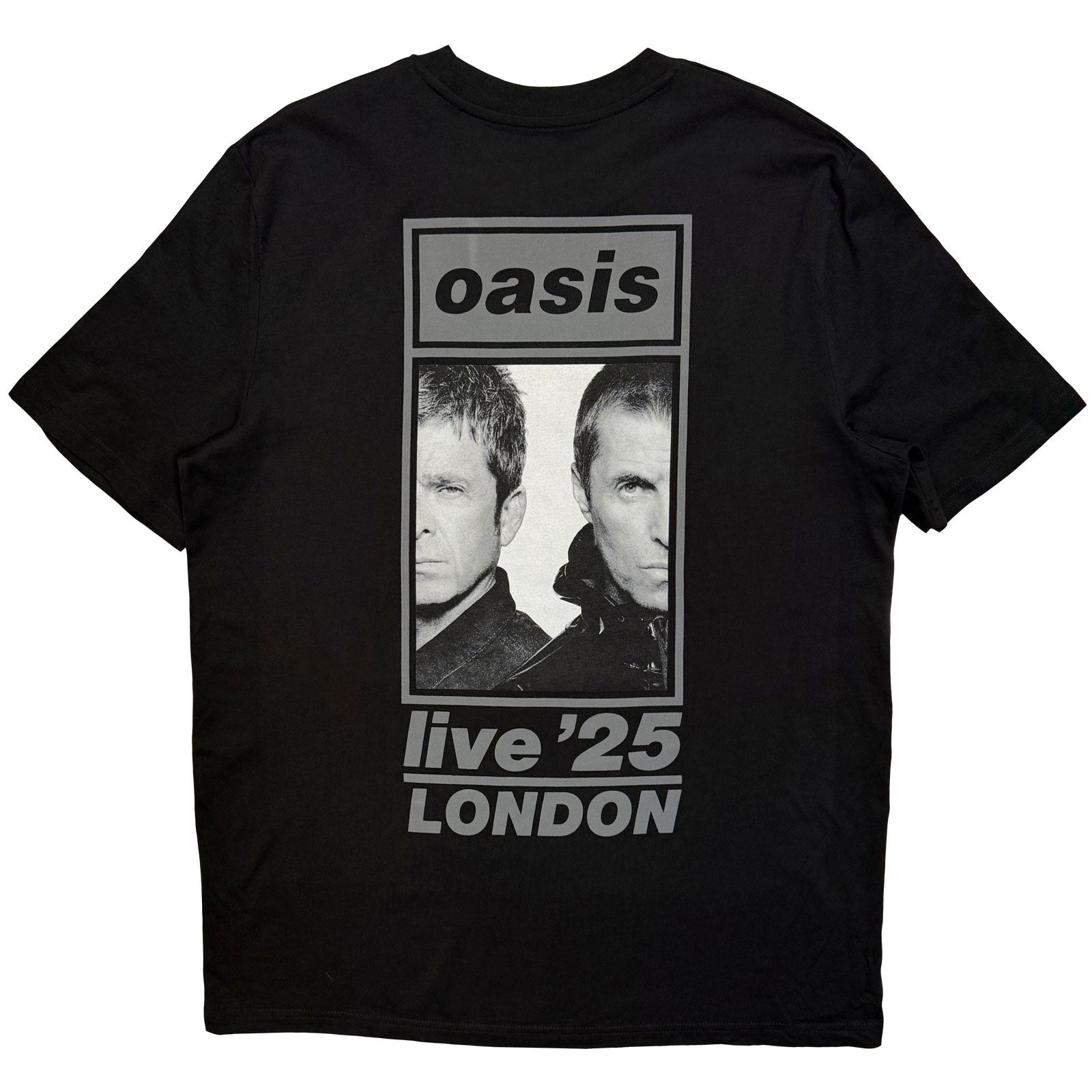 Een foto van een Oasis T-Shirt