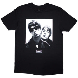 Een foto van een Oasis T-Shirt