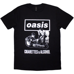Een foto van een Oasis T-Shirt