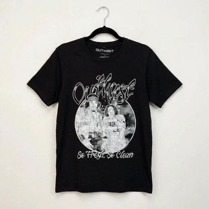 Een foto van een Outkast T-Shirt