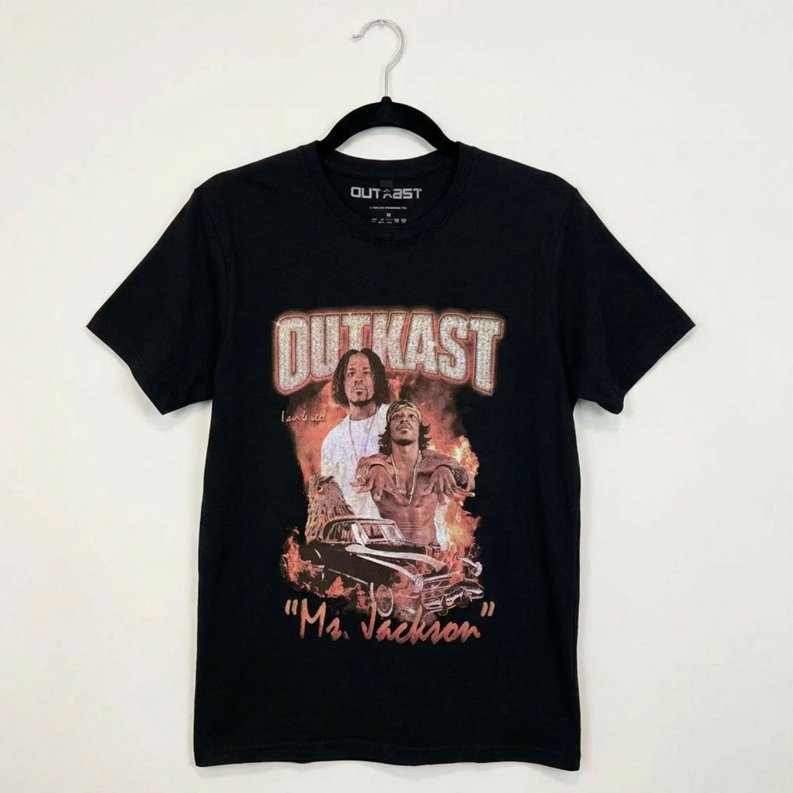 Een foto van een Outkast T-Shirt