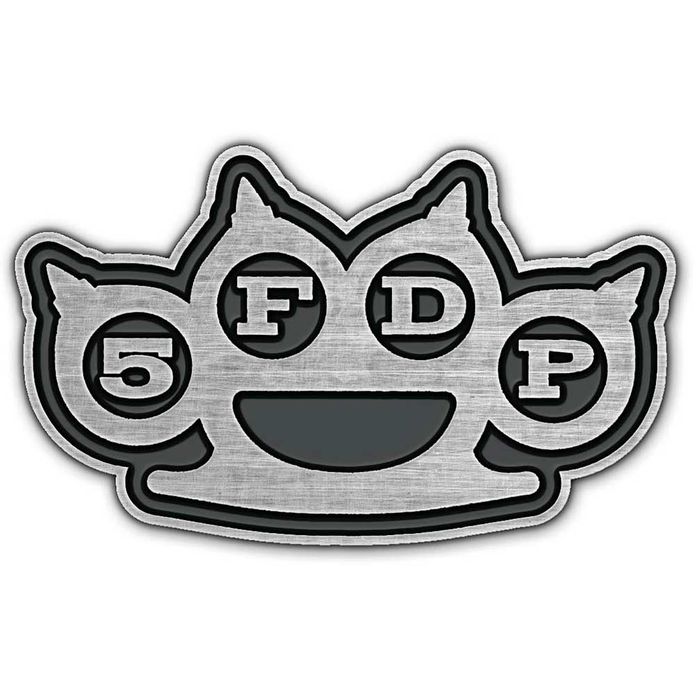 Een foto van een Five Finger Death Punch Speld Badge