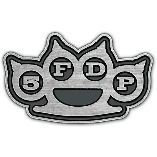 Een foto van een Five Finger Death Punch Speld Badge