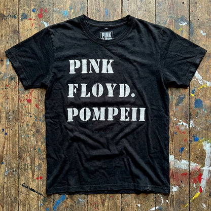 Een foto van een Pink Floyd T-Shirt