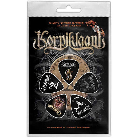 Een foto van een Korpiklaani Plectrum Pakket