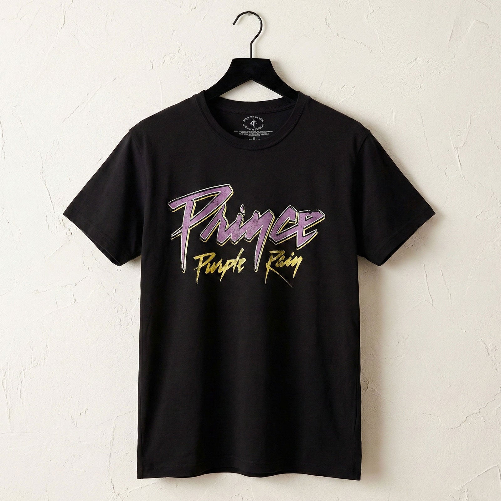 Een foto van een Prince T-Shirt