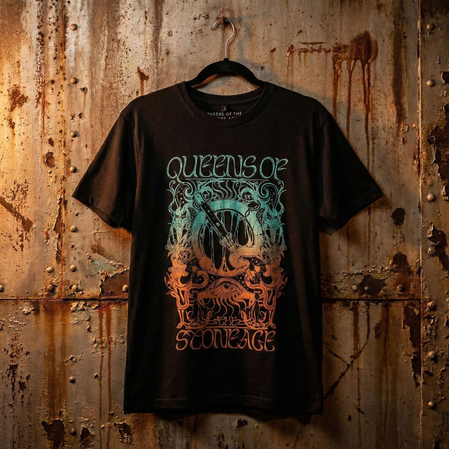 Een foto van een Queens Of The Stone Age T-Shirt